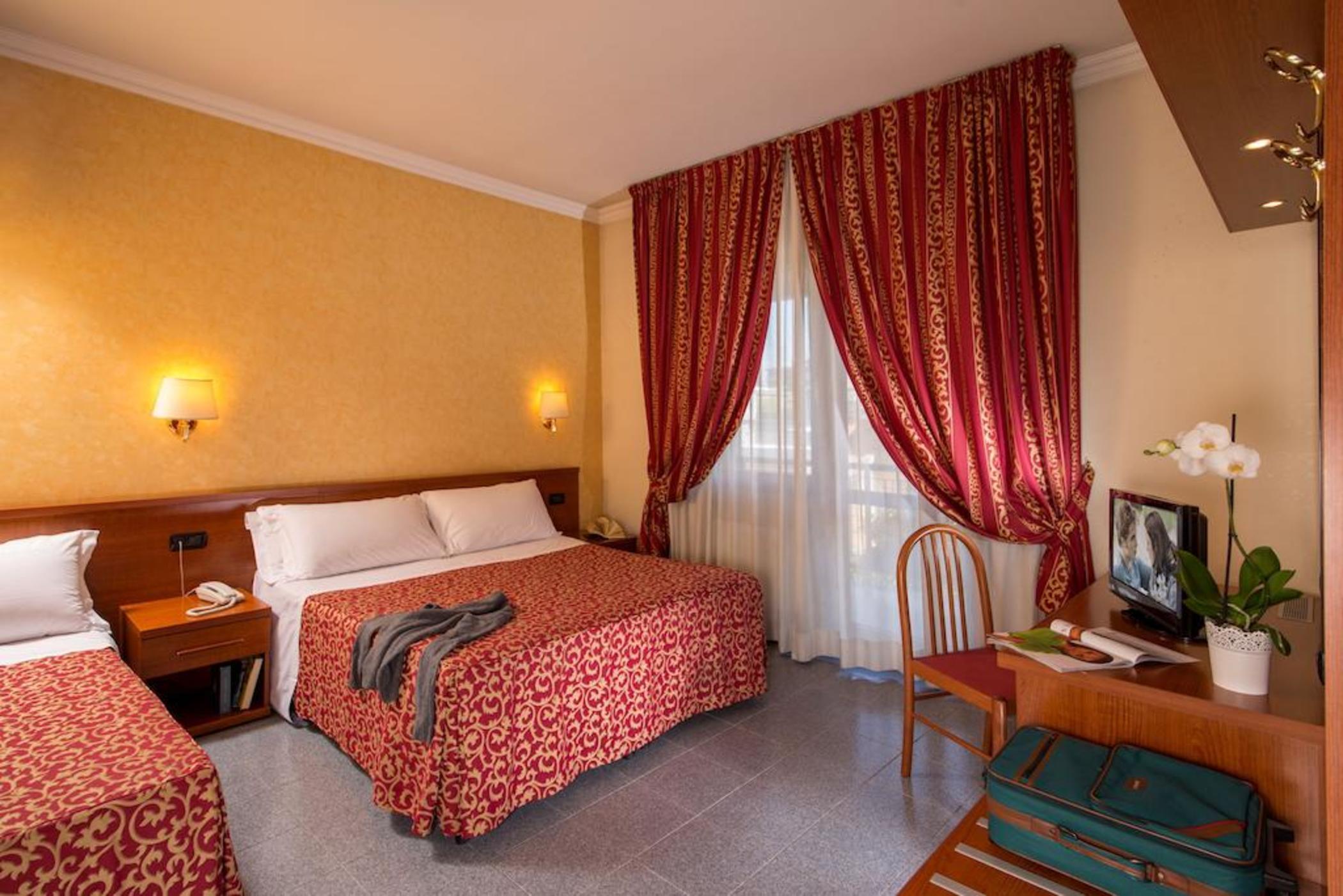 Hotel Jonico Рим Екстериор снимка