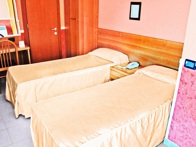 Hotel Jonico Рим Екстериор снимка