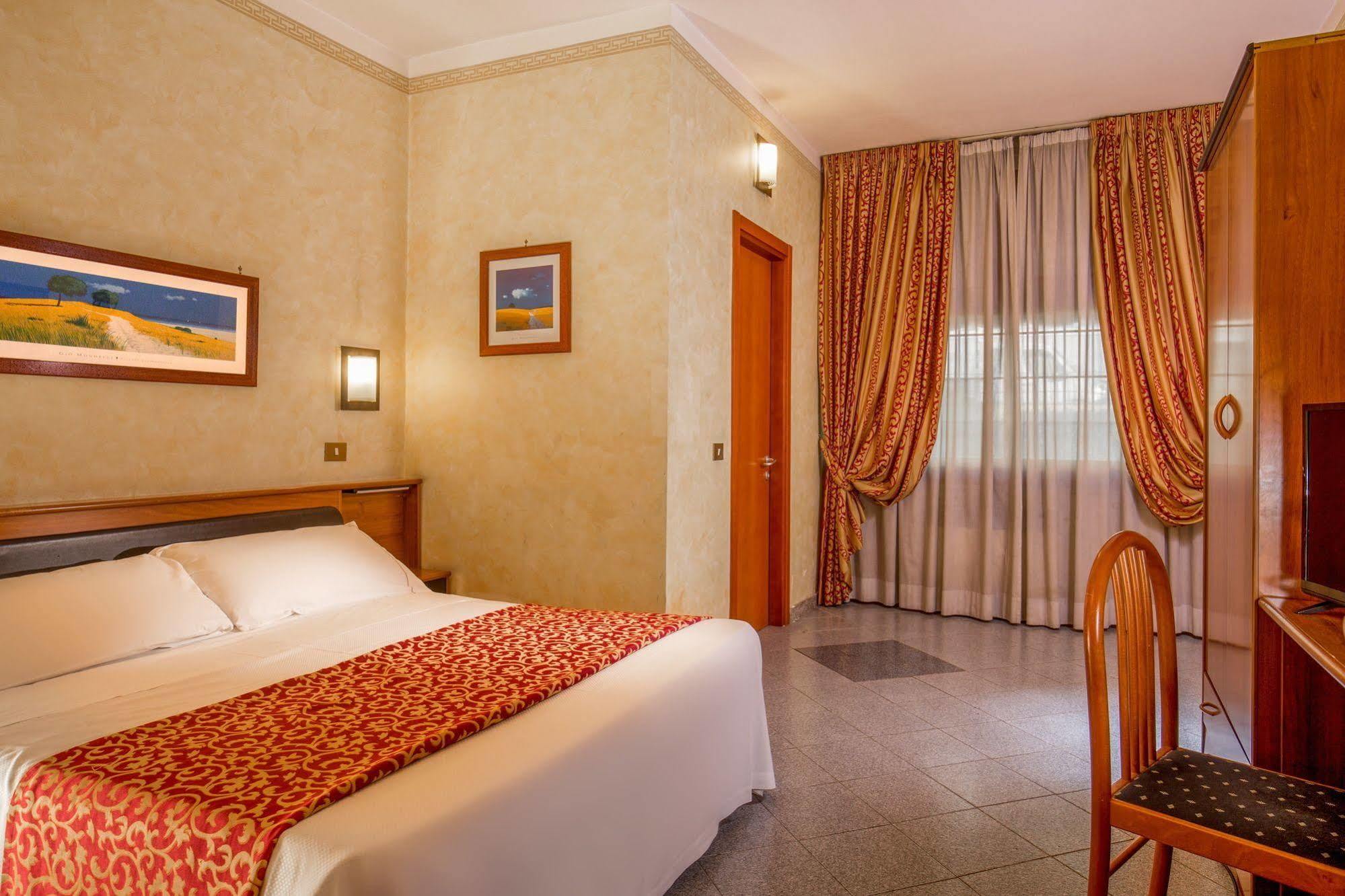 Hotel Jonico Рим Екстериор снимка